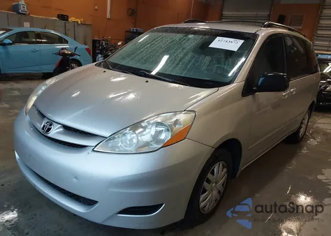 2010 Toyota Sienna Ce из США, поврежденный, VIN 5TDKK4CC0AS339453